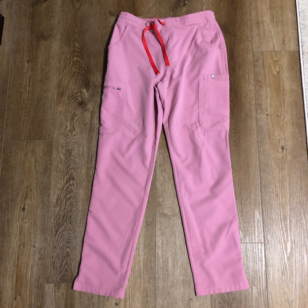 Chalk Pink Figs scrub pants